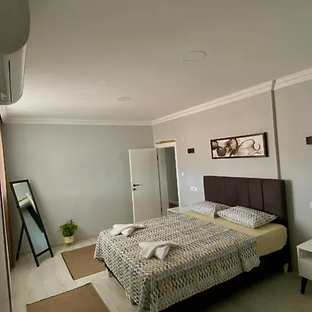 Апартаменты Turgutsluxury 4 *